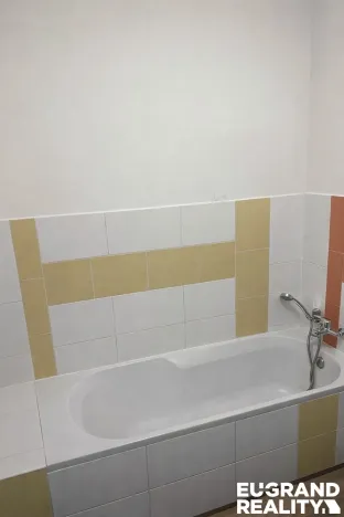 Pronájem bytu 3+1, Varnsdorf, Československé mládeže, 73 m2