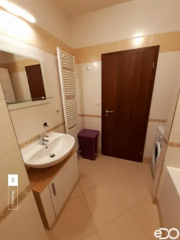 Pronájem bytu 2+kk, Praha - Horní Měcholupy, Modenská, 60 m2