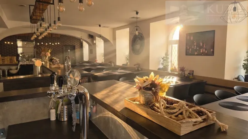 Prodej obchodního prostoru, Příbram - Příbram VI-Březové Hory, náměstí J. A. Alise, 450 m2