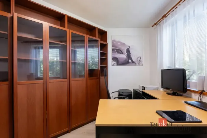 Prodej rodinného domu, Benešov, 260 m2