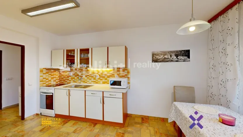 Pronájem bytu 2+1, Zlín, Družstevní, 60 m2