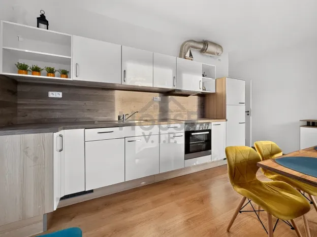Prodej bytu 2+kk, Praha - Ďáblice, Křižanská, 49 m2