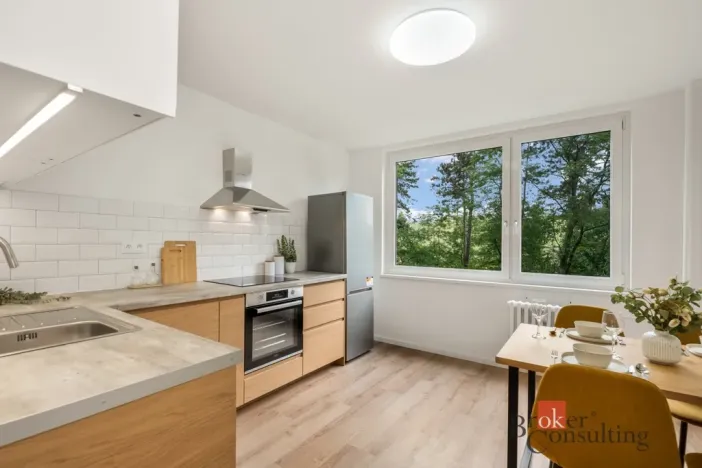 Prodej bytu 3+1, Praha - Modřany, Urbánkova, 79 m2