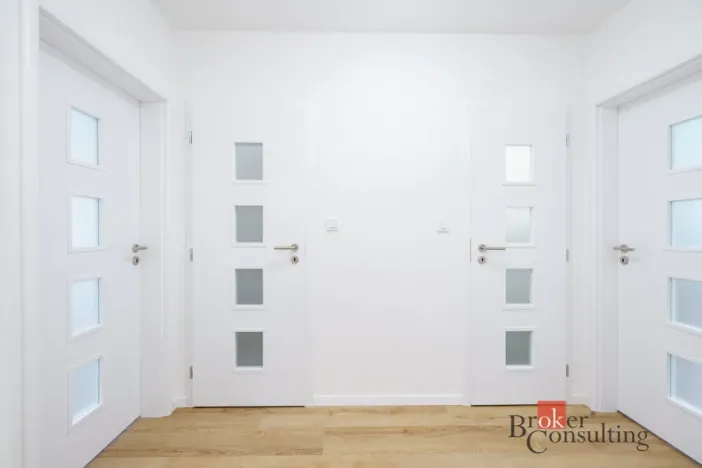 Prodej bytu 3+1, Praha - Modřany, Urbánkova, 79 m2