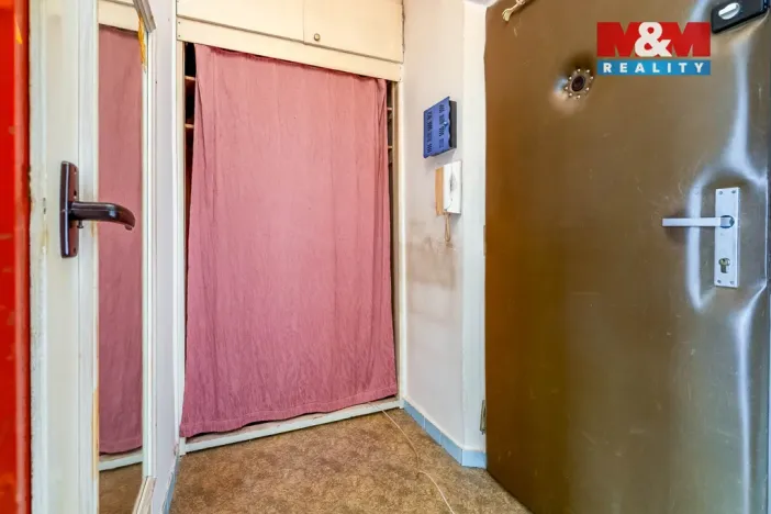 Prodej bytu 1+kk, Hradec Králové - Slezské Předměstí, Třebechovická, 35 m2