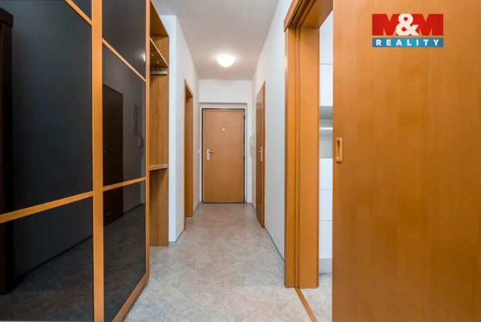 Prodej bytu 1+kk, Praha, Nad Okrouhlíkem, 46 m2