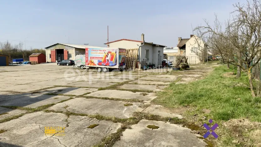 Pronájem komerčního pozemku, Kunovice, Na Drahách, 100 m2