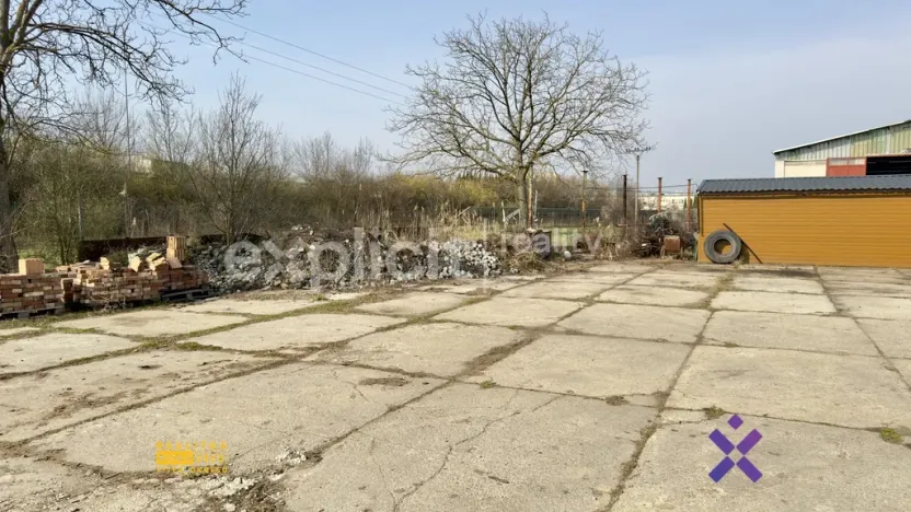 Pronájem komerčního pozemku, Kunovice, Na Drahách, 100 m2