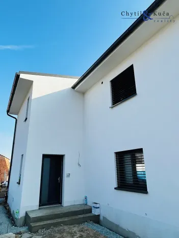 Pronájem bytu 2+kk, Lutopecny, 40 m2