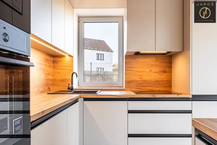 Prodej rodinného domu, Kamenné Žehrovice, K Rokli, 136 m2