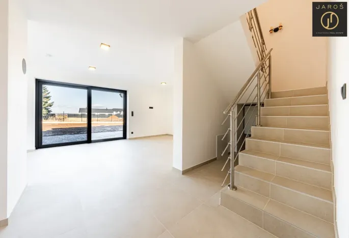 Prodej rodinného domu, Kamenné Žehrovice, K Rokli, 136 m2