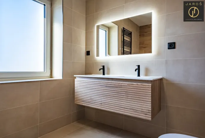 Prodej rodinného domu, Kamenné Žehrovice, K Rokli, 136 m2