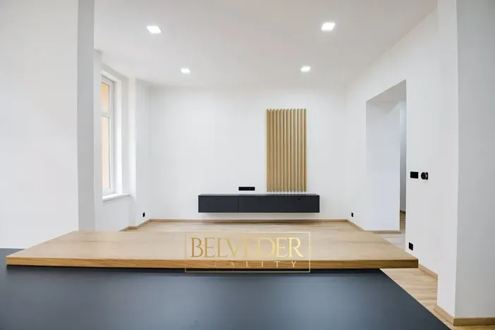 Pronájem bytu 2+kk, Teplice, Vrázova, 67 m2