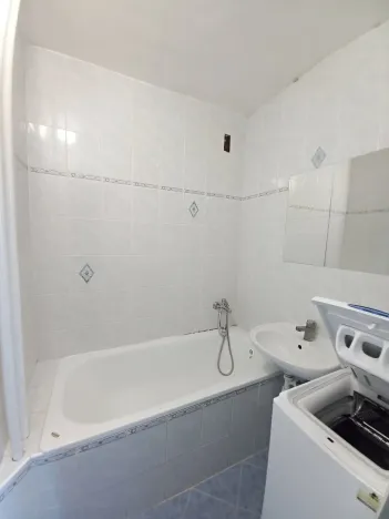 Pronájem bytu 3+1, České Budějovice - České Budějovice 7, Roudenská, 68 m2