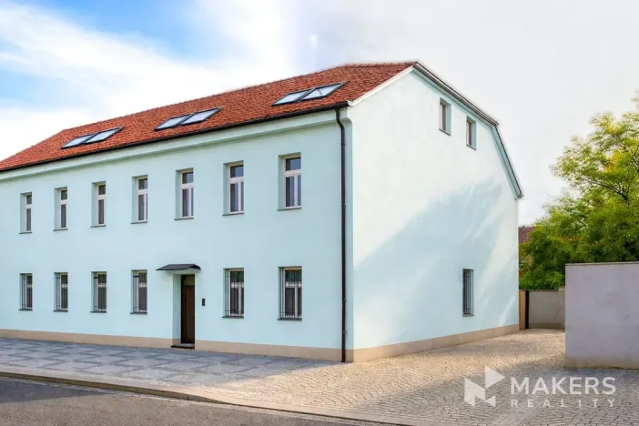 Prodej kanceláře, Praha - Nusle, 650 m2