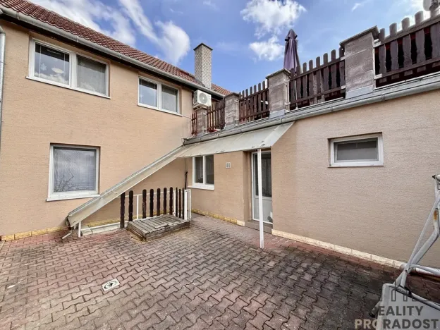 Prodej rodinného domu, Rousínov, 198 m2