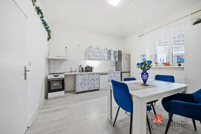 Prodej rodinného domu, Beroun - Beroun-Město, Hněvkovského, 367 m2