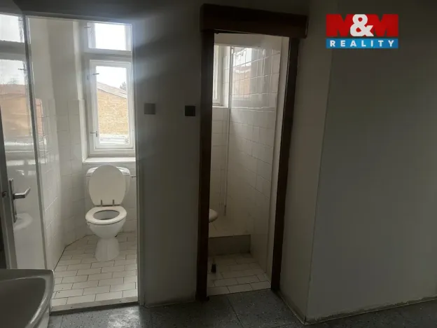 Pronájem obchodního prostoru, Slavkov u Brna, Palackého náměstí, 71 m2