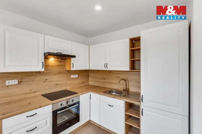 Prodej bytu 3+kk, Lochovice, 104 m2