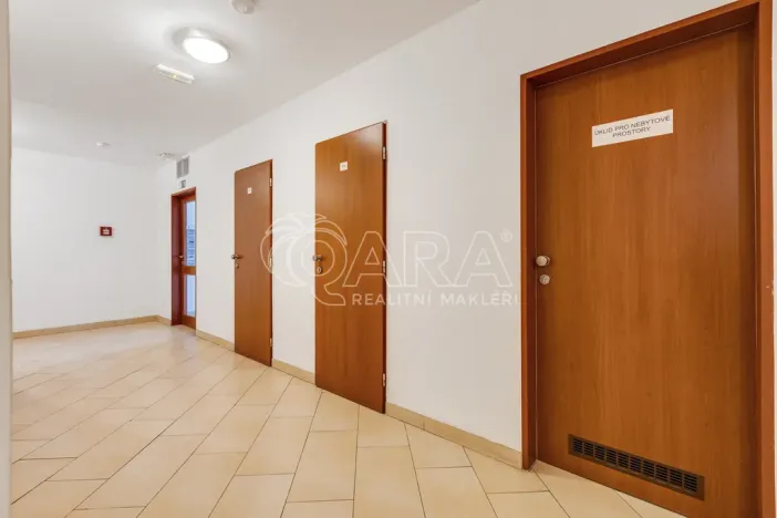 Prodej bytu 1+kk, Praha - Hlubočepy, Geologická, 48 m2