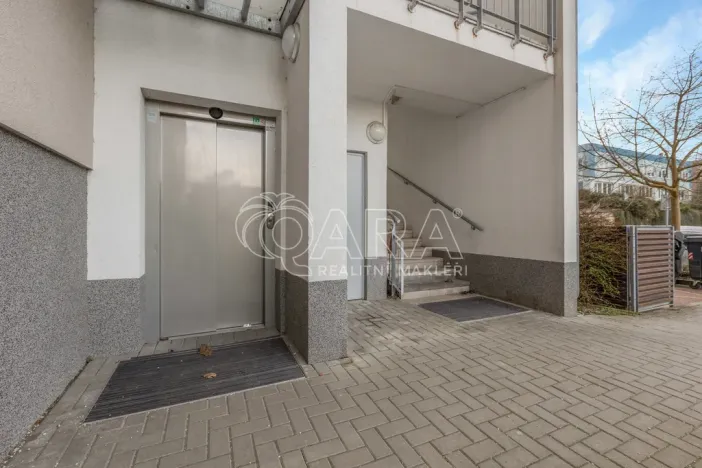 Prodej bytu 1+kk, Praha - Hlubočepy, Geologická, 48 m2