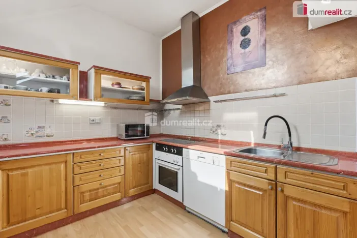 Prodej bytu 4+kk, Břeclav - Poštorná, Na Valtické, 140 m2