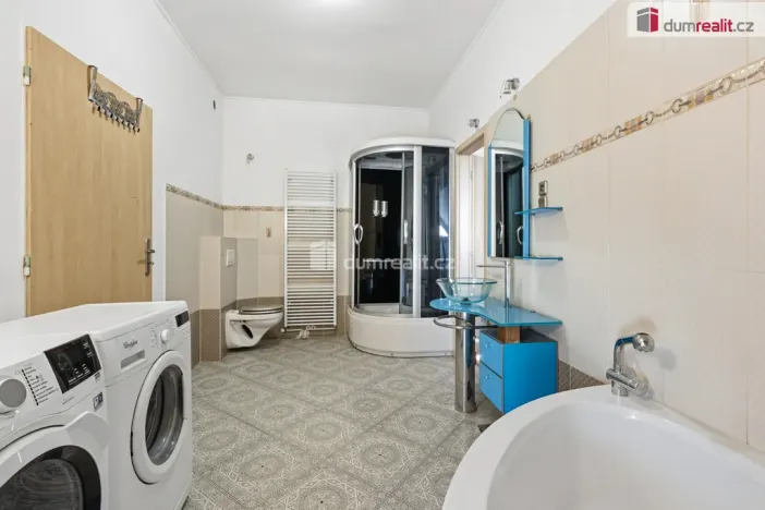 Prodej bytu 4+kk, Břeclav - Poštorná, Na Valtické, 140 m2