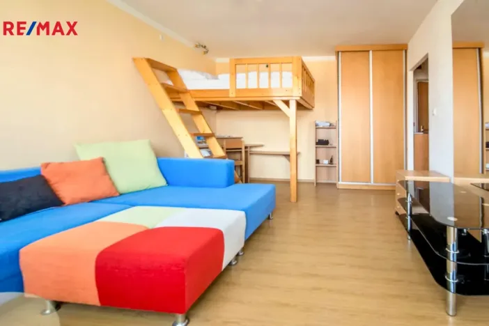 Prodej bytu 1+kk, Hradec Králové, Hrubínova, 36 m2