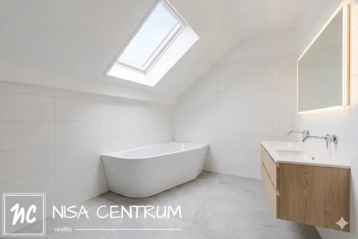 Prodej rodinného domu, Benešov u Semil, 123 m2