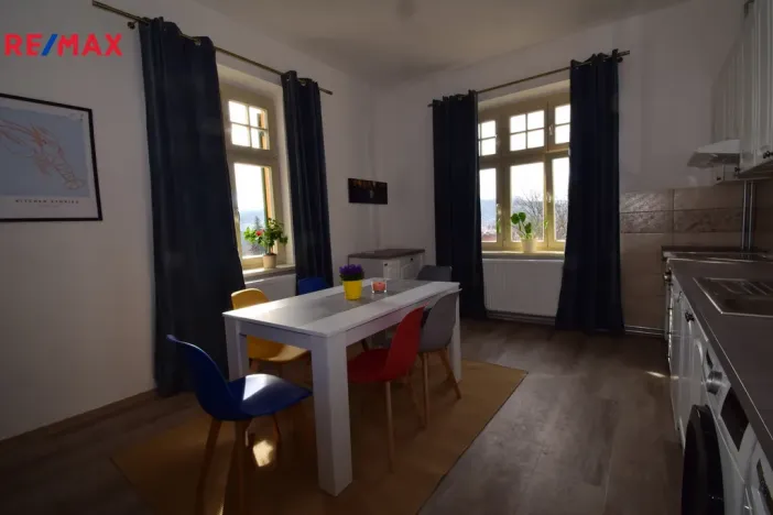 Pronájem bytu 3+1, Český Krumlov, třída Míru, 89 m2