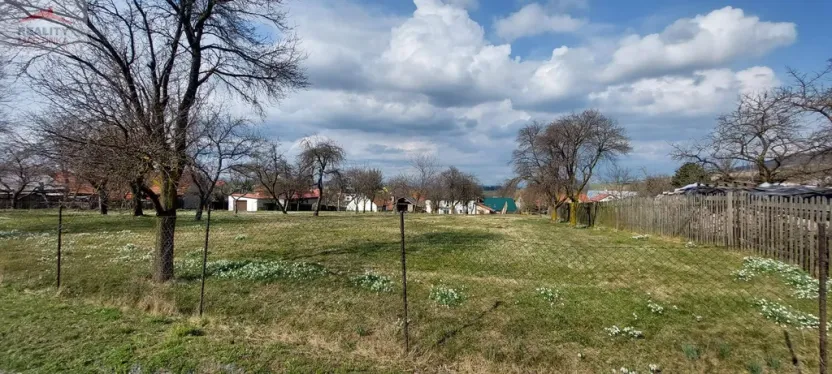 Prodej pozemku pro bydlení, Lešná - Perná, 1563 m2