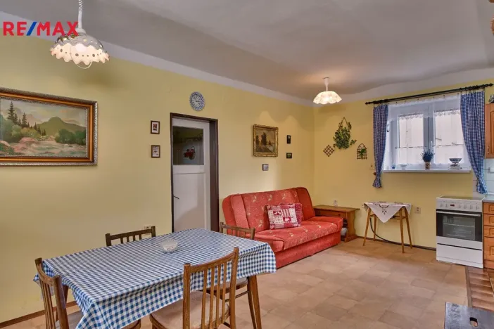 Prodej rodinného domu, Drhovle - Pamětice, 160 m2