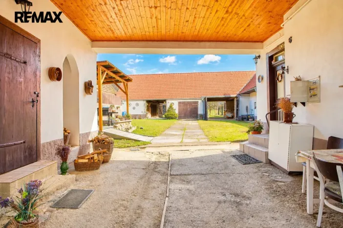 Prodej rodinného domu, Drhovle - Pamětice, 95 m2