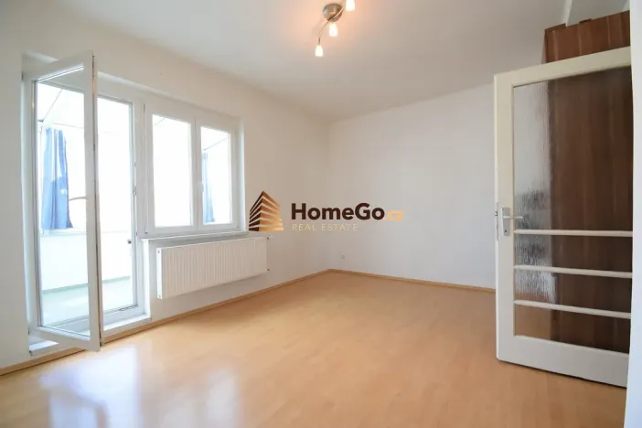 Pronájem bytu 1+kk, Praha - Nusle, Lounských, 50 m2