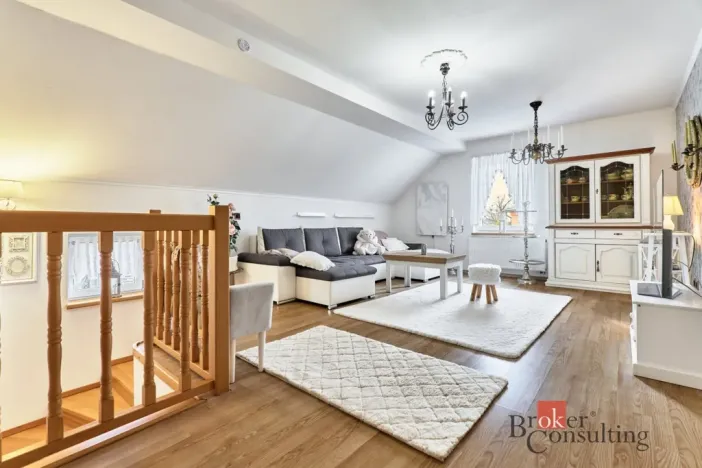 Prodej rodinného domu, Kolová, 180 m2