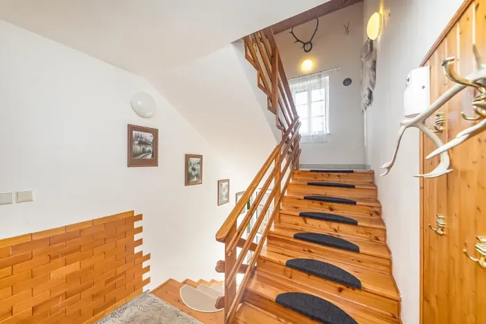 Prodej rodinného domu, Strážné, 350 m2