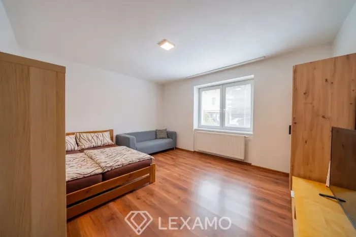 Prodej rodinného domu, Znojmo, Krapkova, 222 m2