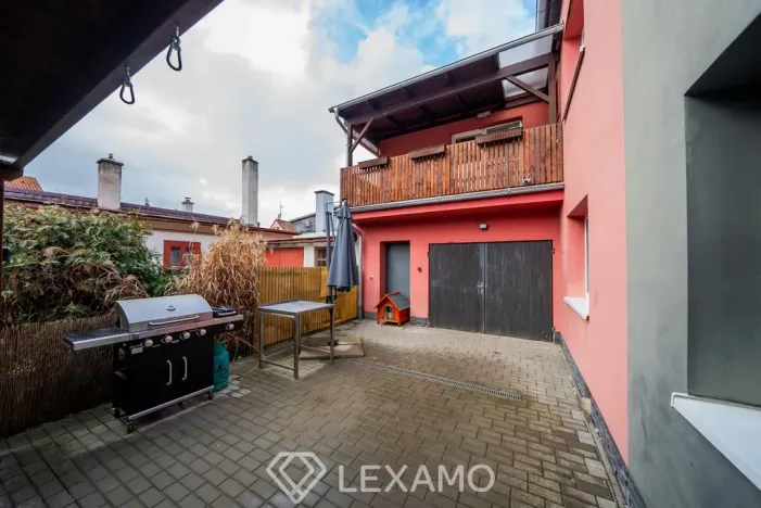 Prodej rodinného domu, Znojmo, Krapkova, 222 m2