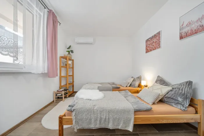 Prodej ubytování, Valtice, 21. dubna, 111 m2