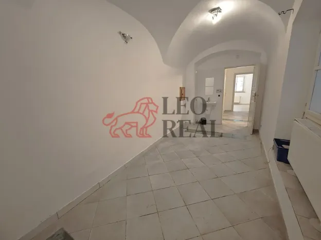 Prodej obchodního prostoru, Praha - Malá Strana, Břetislavova, 152 m2