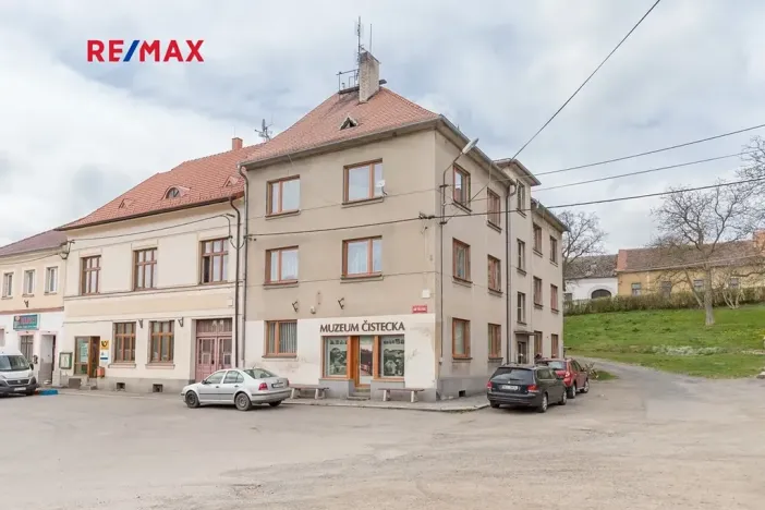 Prodej bytu 1+1, Čistá, nám. Václavské, 43 m2