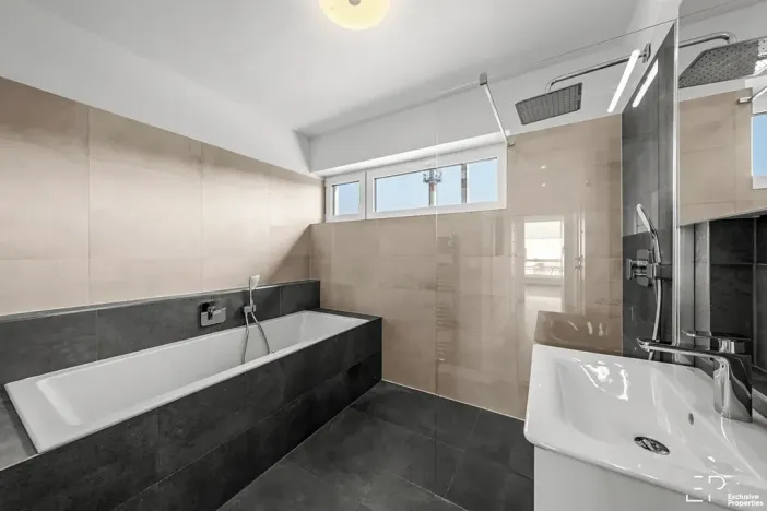 Pronájem rodinného domu, Praha - Vinoř, Lipoltická, 114 m2