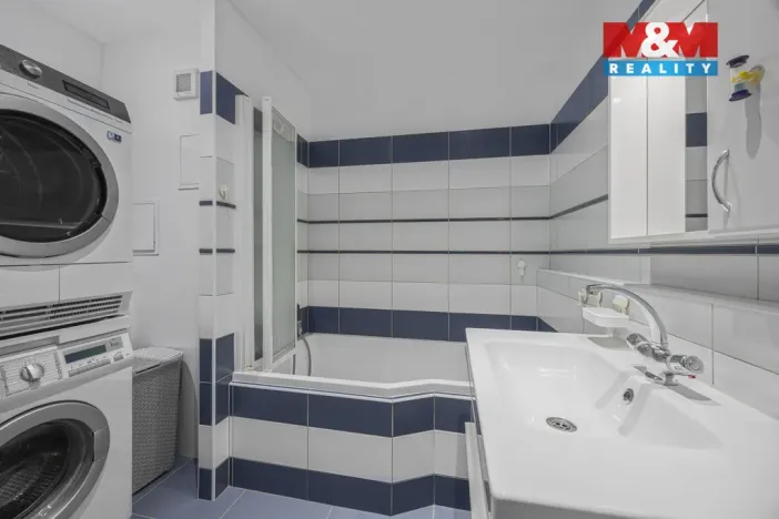 Prodej bytu 3+1, Praha - Chodov, Donovalská, 73 m2