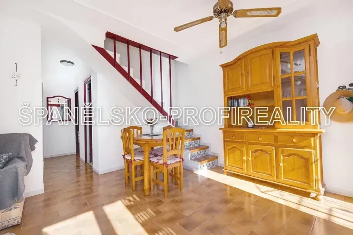 Prodej vícegeneračního domu, Alicante, Španělsko, 78 m2