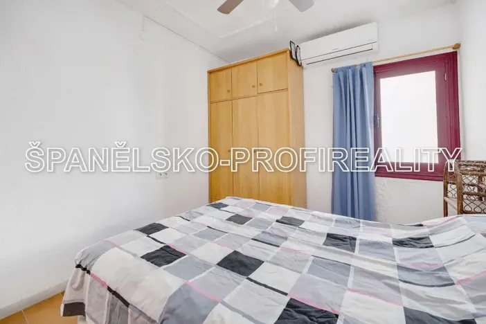 Prodej vícegeneračního domu, Alicante, Španělsko, 78 m2