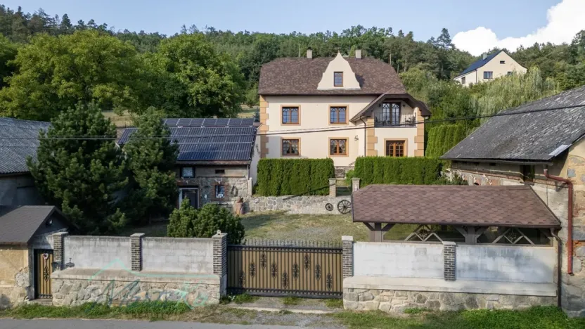 Prodej rodinného domu, Nový Knín - Sudovice, 350 m2