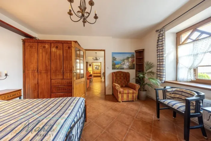 Prodej rodinného domu, Nový Knín - Sudovice, 350 m2