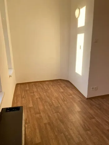 Pronájem bytu 2+kk, Praha - Vysočany, Freyova, 49 m2