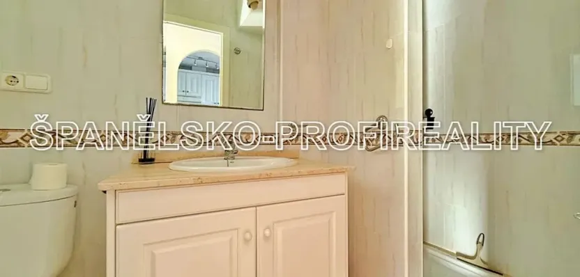 Prodej rodinného domu, Alicante, Španělsko, 83 m2