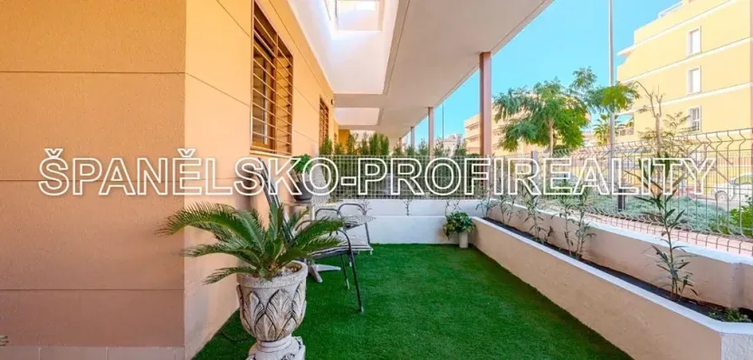 Prodej bytu 3+kk, Alicante, Španělsko, 69 m2